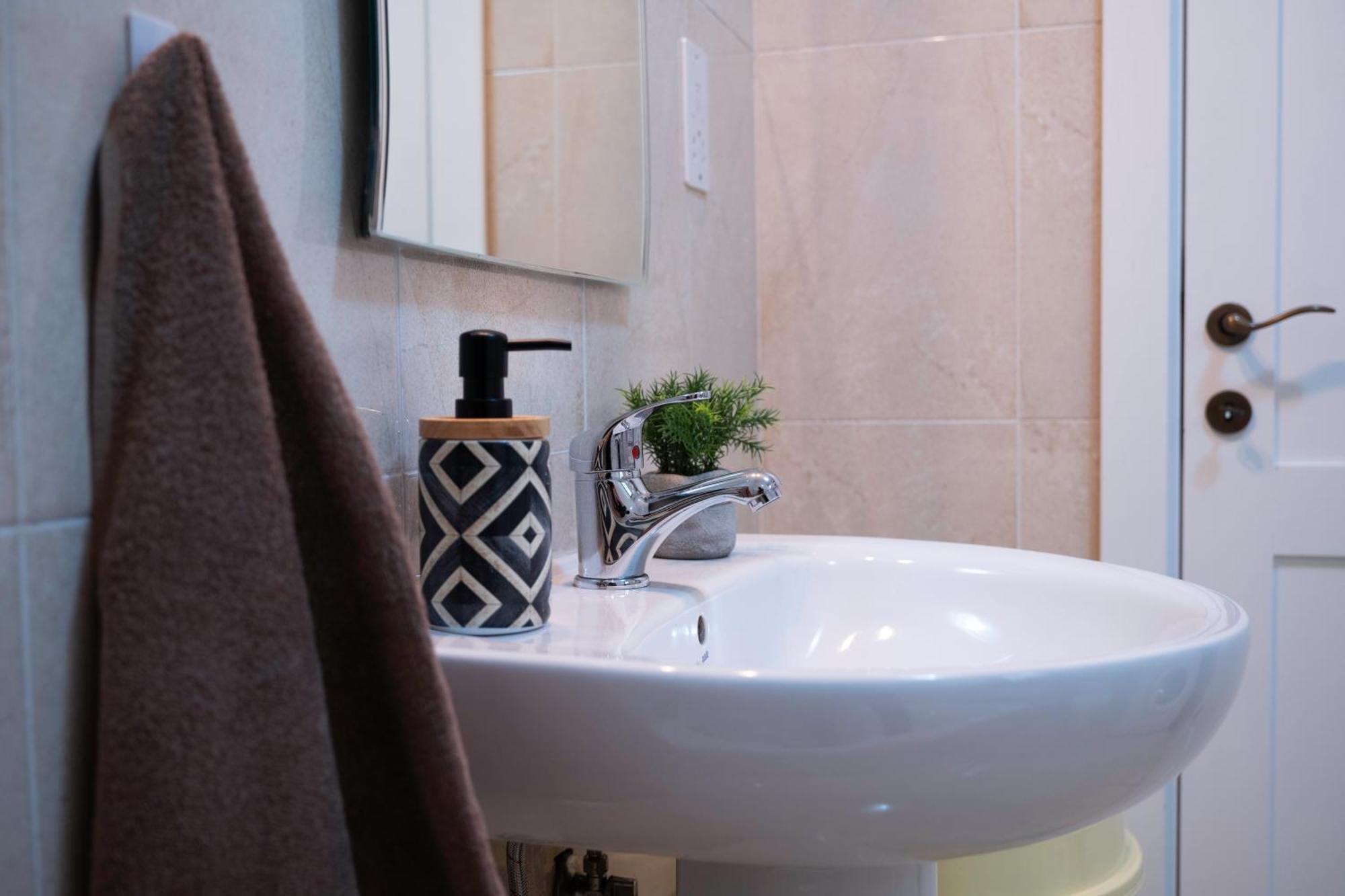 Golden Harbour - 2 Bedrooms, 2 Bathrooms Gzira Exterior foto